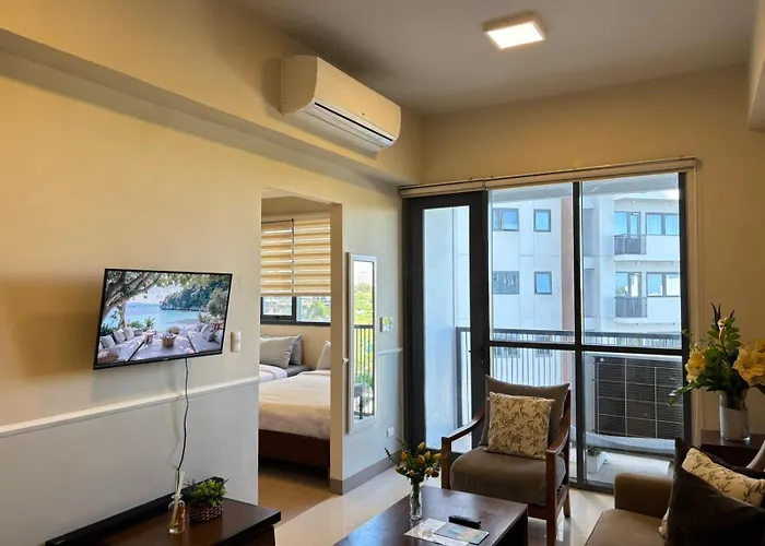 The Mactan Newtown Staycation Lägenhet *